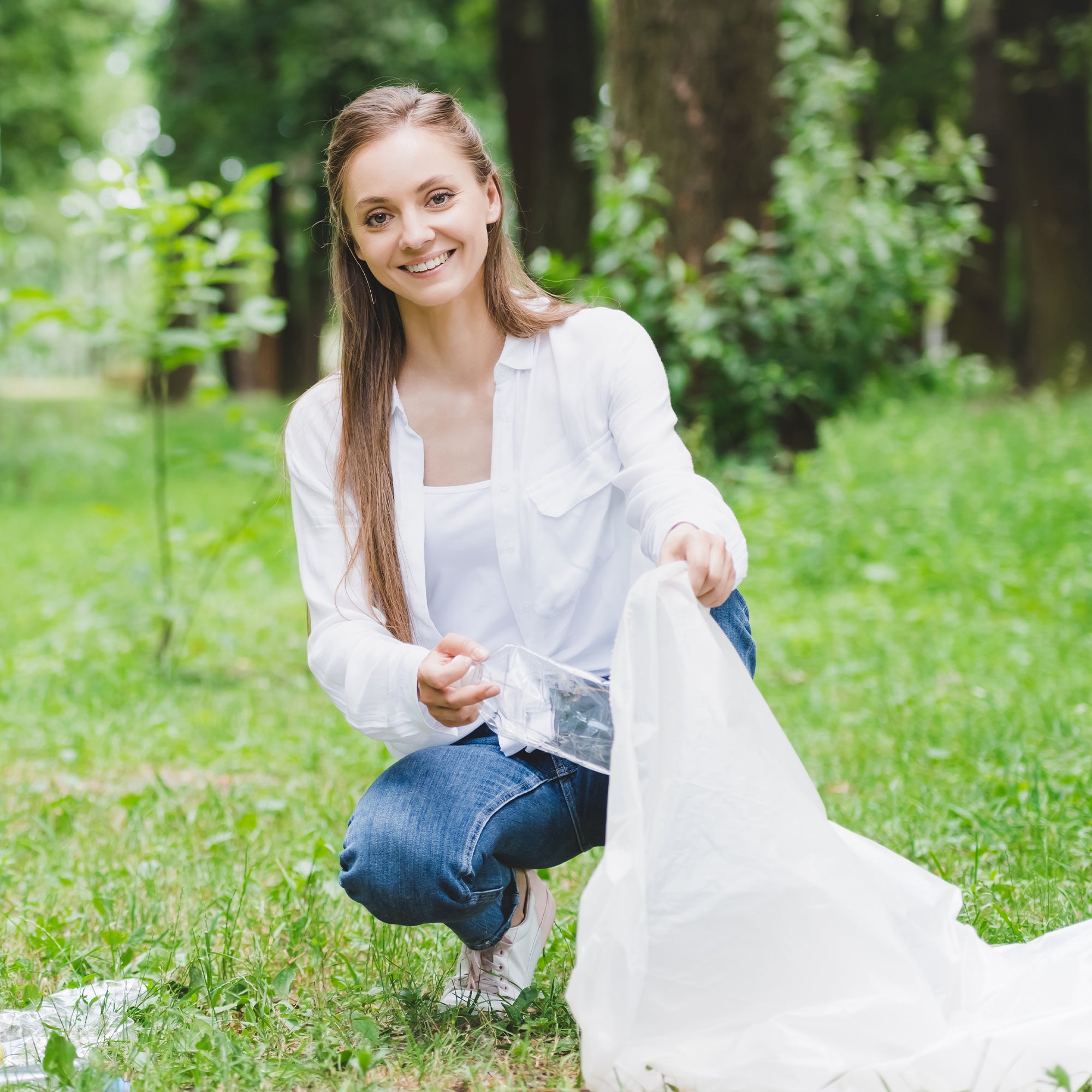 EcoBag - 40 Pack Refuse Sacks - 22 Microns - Heavy Duty, Leak Resistant Recyclable Bin Bags, Eco-Friendly, Durable Waste Disposal Bags for Household & Commercial Use ( 70L Capacity )